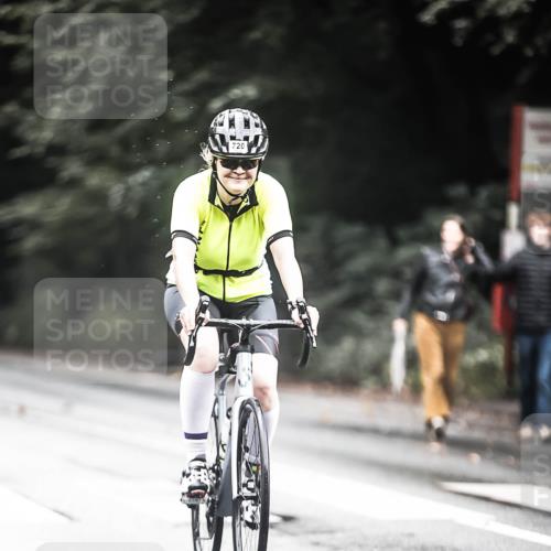 13.09.2026 - Stadtparktriathlon H.Heesch http://msf.ph/oto/10317344 13.09.2026 11:53:08 Radfahren 720, 839, 844 meine-sportfotos.de