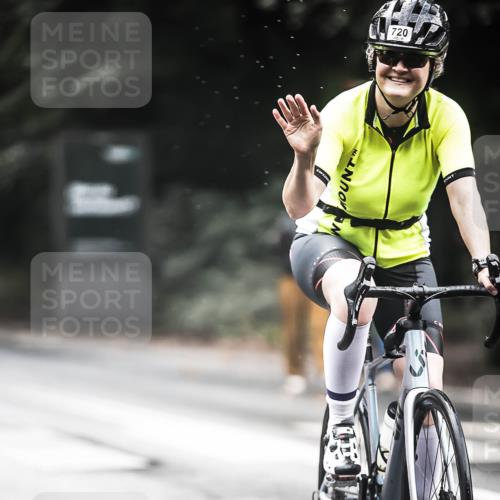 13.09.2026 - Stadtparktriathlon H.Heesch http://msf.ph/oto/10317372 13.09.2026 11:53:09 Radfahren 720, 798, 839, 844, 866 meine-sportfotos.de