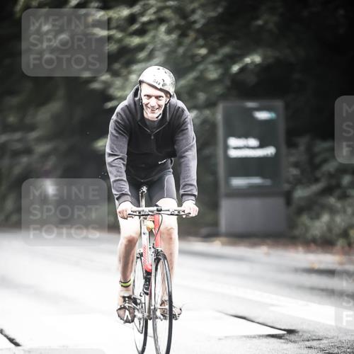 13.09.2026 - Stadtparktriathlon H.Heesch http://msf.ph/oto/10317382 13.09.2026 11:53:10 Radfahren 720, 798, 839, 844, 866 meine-sportfotos.de