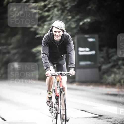 13.09.2026 - Stadtparktriathlon H.Heesch http://msf.ph/oto/10317387 13.09.2026 11:53:10 Radfahren 720, 798, 839, 844, 866 meine-sportfotos.de
