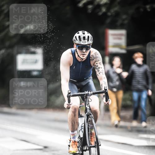 13.09.2026 - Stadtparktriathlon H.Heesch http://msf.ph/oto/10317462 13.09.2026 11:53:12 Radfahren 720, 798, 839, 844, 866 meine-sportfotos.de