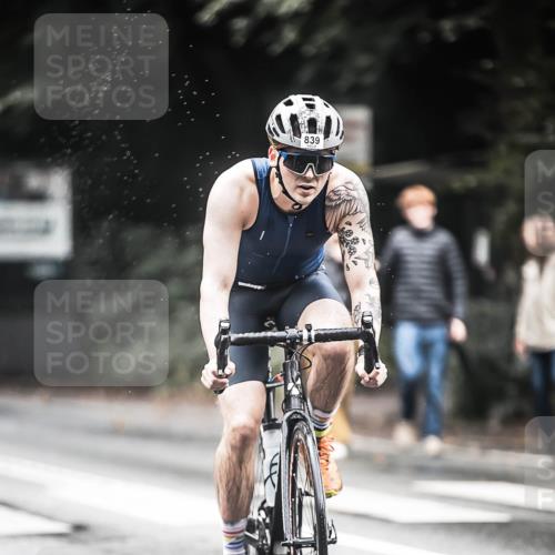 13.09.2026 - Stadtparktriathlon H.Heesch http://msf.ph/oto/10317469 13.09.2026 11:53:12 Radfahren 720, 798, 839, 844, 866 meine-sportfotos.de