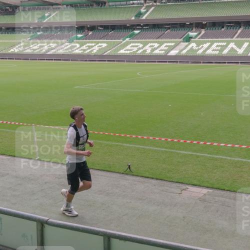 13.09.2026 - 21. swb-Marathon Bremen Michael Burmester http://msf.ph/oto/10317473 13.09.2026 12:52:45 Laufen im Stadion 102, 107, 145, 235, 376, 541, 615, 616, 683, 734, 755, 792, 863, 982, 985, 987, 1033, 1043, 1056, 1125, 1146, 1162, 1232, 1252, 1297, 1433, 1445, 1492, 1528, 1542, 1646, 1664, 1704, 1707, 1814, 1955, 2007, 2008, 2043, 2203, 2280, 2350, 2362, 2401, 2422, 2447, 2454, 2480, 2498, 2759, 2767, 2820, 2847, 2858, 2997, 3085, 3149, 3236, 3336, 3362, 3448, 3566, 3703, 3830, 3899, 3988, 4165, 4283, 4429, 4475, 4571, 4573, 4582, 4605, 4727, 4781, 4782, 4895, 5079, 5152, 5168, 5379 meine-sportfotos.de