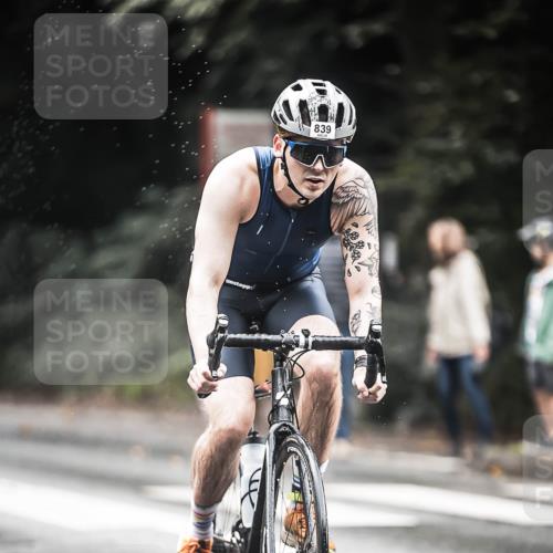 13.09.2026 - Stadtparktriathlon H.Heesch http://msf.ph/oto/10317476 13.09.2026 11:53:12 Radfahren 720, 798, 839, 844, 866 meine-sportfotos.de