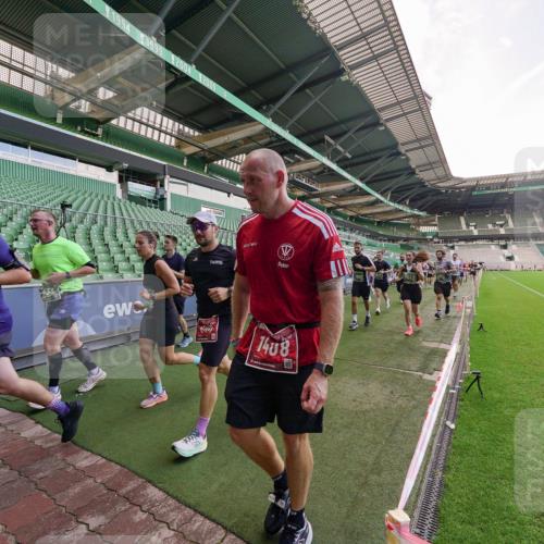 13.09.2026 - 21. swb-Marathon Bremen Michael Burmester http://msf.ph/oto/10317480 13.09.2026 13:14:59 Laufen im Stadion 143, 263, 266, 300, 414, 460, 631, 768, 956, 1008, 1047, 1392, 1408, 1573, 1596, 1818, 1819, 1874, 2024, 2035, 2079, 2233, 2235, 2314, 2359, 2385, 2386, 2387, 2412, 2457, 2466, 2484, 2494, 2521, 2540, 2564, 2667, 2690, 2691, 2693, 2737, 2760, 2783, 2829, 2838, 2859, 2861, 2865, 2874, 2887, 2958, 2978, 3075, 3111, 3157, 3165, 3185, 3209, 3265, 3304, 3355, 3378, 3382, 3405, 3428, 3653, 3661, 3670, 3680, 3829, 4034, 4080, 4306, 703 meine-sportfotos.de