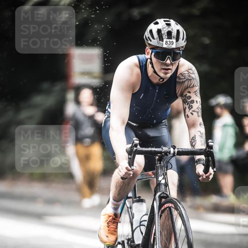 13.09.2026 - Stadtparktriathlon H.Heesch http://msf.ph/oto/10317481 13.09.2026 11:53:13 Radfahren 720, 798, 839, 844, 866 meine-sportfotos.de