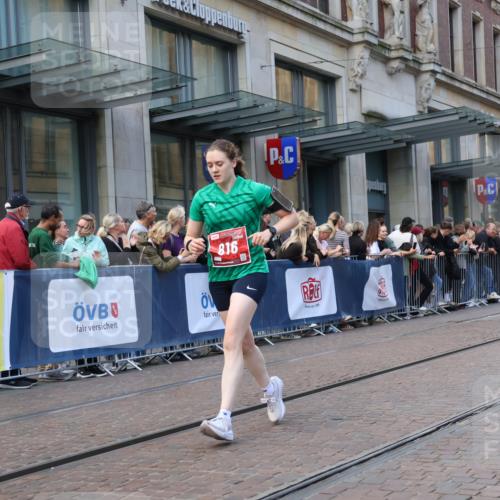 13.09.2026 - 21. swb-Marathon Bremen Strokosch-Dieckow http://msf.ph/oto/10317485 13.09.2026 13:16:45 Ziel 385, 1970, 2052, 2319, 3246, 3706, 3961, 4137, 4156, 4805, 6049, 6624, 6704, 6759, 6819, 6953, 7284, 7297, 7387, 8111, 8418, 8858, 472, 675, 696, 734, 816, 827, 985, 1076, 1162, 2473, 2474, 2604, 2809, 3716, 4135, 4137, 4485, 5255, 5772, 6367, 6531, 6535, 7053, 7387, 7603, 7801, 7875, 8171, 8288 meine-sportfotos.de