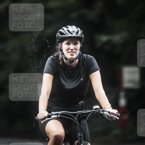 13.09.2026 - Stadtparktriathlon H.Heesch http://msf.ph/oto/10317505 13.09.2026 13:01:13 Radfahren 1119, 1188, 1209, 1216, 1229, 1294, 1325, 1362, 1387, 1388, 1400 meine-sportfotos.de