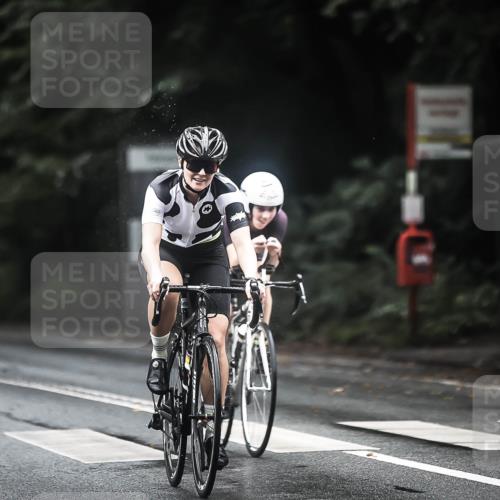 13.09.2026 - Stadtparktriathlon H.Heesch http://msf.ph/oto/10317529 13.09.2026 13:01:16 Radfahren 1079, 1119, 1188, 1214, 1216, 1229, 1294, 1325, 1362, 1387, 1388, 1400 meine-sportfotos.de