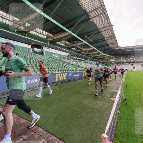 13.09.2026 - 21. swb-Marathon Bremen Michael Burmester http://msf.ph/oto/10317533 13.09.2026 13:15:03 Laufen im Stadion 143, 263, 266, 300, 414, 460, 631, 768, 956, 1008, 1047, 1392, 1408, 1573, 1818, 1819, 1874, 2024, 2035, 2233, 2235, 2314, 2359, 2385, 2386, 2387, 2412, 2457, 2466, 2484, 2494, 2521, 2540, 2564, 2667, 2690, 2691, 2693, 2737, 2760, 2783, 2829, 2838, 2859, 2861, 2865, 2874, 2887, 2958, 2978, 3075, 3111, 3157, 3165, 3185, 3209, 3265, 3304, 3355, 3378, 3382, 3405, 3428, 3486, 3653, 3661, 3670, 3680, 3829, 4034, 4080, 4306, 703 meine-sportfotos.de