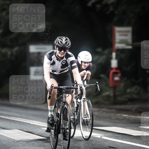 13.09.2026 - Stadtparktriathlon H.Heesch http://msf.ph/oto/10317535 13.09.2026 13:01:16 Radfahren 1079, 1119, 1188, 1214, 1216, 1229, 1294, 1325, 1362, 1387, 1388, 1400 meine-sportfotos.de