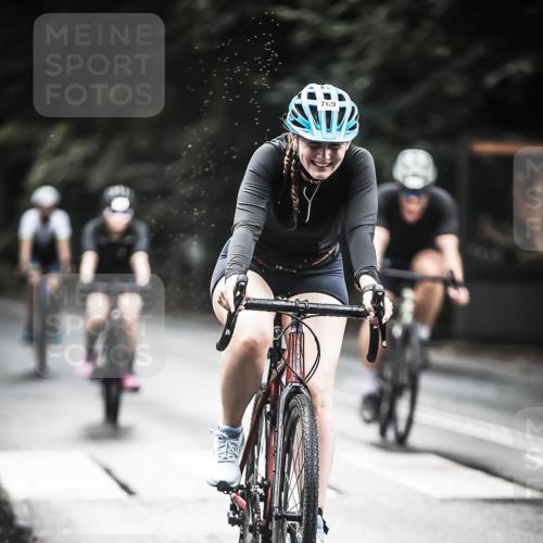 13.09.2026 - Stadtparktriathlon H.Heesch http://msf.ph/oto/10317561 13.09.2026 11:53:28 Radfahren 769, 795, 819, 834, 849, 915 meine-sportfotos.de