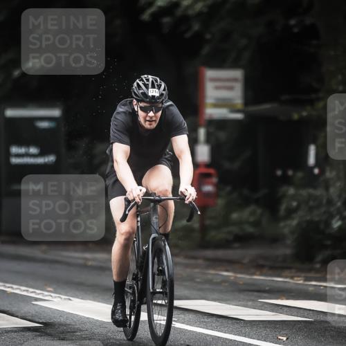 13.09.2026 - Stadtparktriathlon H.Heesch http://msf.ph/oto/10317618 13.09.2026 13:01:21 Radfahren 1079, 1119, 1188, 1214, 1229, 1294, 1362, 1387, 1404 meine-sportfotos.de