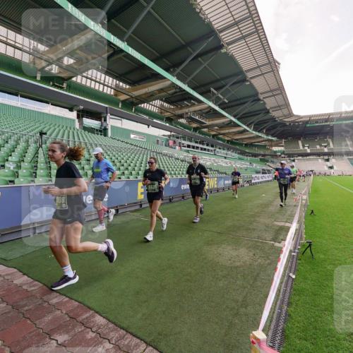 13.09.2026 - 21. swb-Marathon Bremen Michael Burmester http://msf.ph/oto/10317661 13.09.2026 13:15:14 Laufen im Stadion 143, 263, 266, 300, 414, 460, 598, 612, 631, 653, 768, 956, 1008, 1047, 1392, 1408, 1573, 1818, 1819, 1874, 2013, 2024, 2218, 2233, 2235, 2314, 2359, 2385, 2386, 2412, 2466, 2468, 2484, 2494, 2521, 2540, 2564, 2667, 2678, 2690, 2691, 2693, 2737, 2760, 2783, 2829, 2838, 2859, 2861, 2865, 2874, 2887, 2958, 2978, 3001, 3075, 3111, 3157, 3165, 3185, 3237, 3265, 3304, 3355, 3378, 3382, 3405, 3428, 3486, 3512, 3653, 3661, 3670, 3680, 3829, 4034, 4080, 4306, 703 meine-sportfotos.de