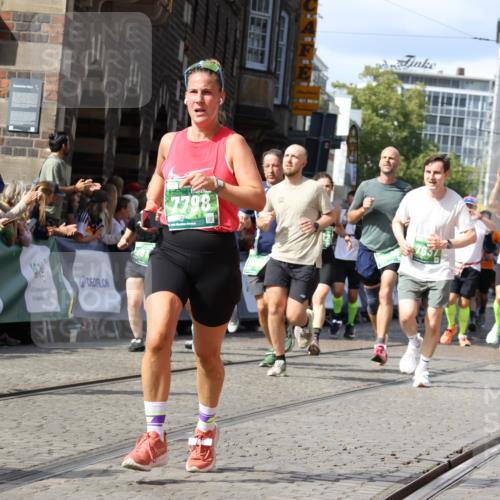 13.09.2026 - 21. swb-Marathon Bremen Strokosch-Dieckow http://msf.ph/oto/10317707 13.09.2026 13:31:02 Ziel 625, 800, 834, 1533, 1771, 1841, 1926, 1941, 2369, 2452, 2723, 2985, 4206, 4332, 4342, 4425, 4748, 4757, 4920, 5551, 5681, 5802, 5822, 5900, 6134, 6343, 6347, 6523, 6988, 7012, 7253, 7567, 7645, 9290, 9653, 9692, 9695, 9699, 9767, 9825, 13090, 217, 1398, 2244, 2513, 2802, 3396, 3762, 3800, 4477, 4647, 5673, 5846, 6419, 6619, 6732, 7359, 7637, 7812, 7882, 8097, 8342, 8382, 8726, 9147, 9274, 9337, 9969, 9977 meine-sportfotos.de