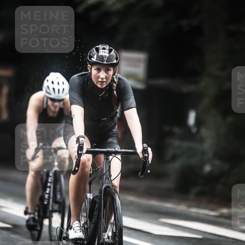 13.09.2026 - Stadtparktriathlon H.Heesch http://msf.ph/oto/10317749 13.09.2026 13:01:32 Radfahren 1224, 1254, 1293, 1308, 1326, 1382, 1384, 1404 meine-sportfotos.de