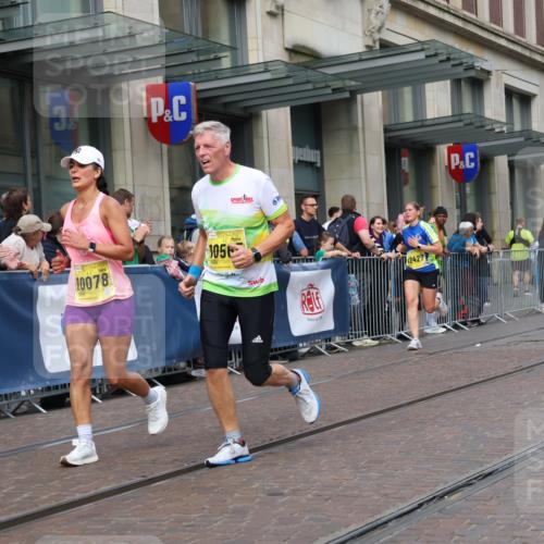 13.09.2026 - 21. swb-Marathon Bremen Strokosch-Dieckow http://msf.ph/oto/10317751 13.09.2026 10:57:45 Ziel 10078, 10494, 10543, 10559, 10565, 10604, 10673, 10707, 10728, 10750, 10798, 10826, 10828, 10903, 10914, 10931, 10932, 11136, 11295, 11332, 11388, 11752, 11824, 11856, 11863, 11884, 12017, 12231, 12386, 12387, 12427, 12441, 12482, 12551, 10177, 10300, 10394, 10460, 10707, 11106, 11153, 11245, 11365, 11480, 11498, 11532, 11568, 11734, 11965, 11966, 12037, 12111, 12222, 12228, 12231, 12264, 12372 meine-sportfotos.de