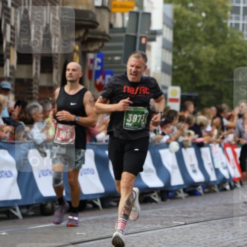 13.09.2026 - 21. swb-Marathon Bremen Strokosch-Dieckow http://msf.ph/oto/10317757 13.09.2026 13:06:58 Ziel 508, 521, 788, 1009, 1770, 1921, 2832, 3910, 4777, 5238, 6784, 6951, 7590, 8580, 1540, 1863, 3794, 3973, 6053, 7636, 7876, 9708, 9927 meine-sportfotos.de