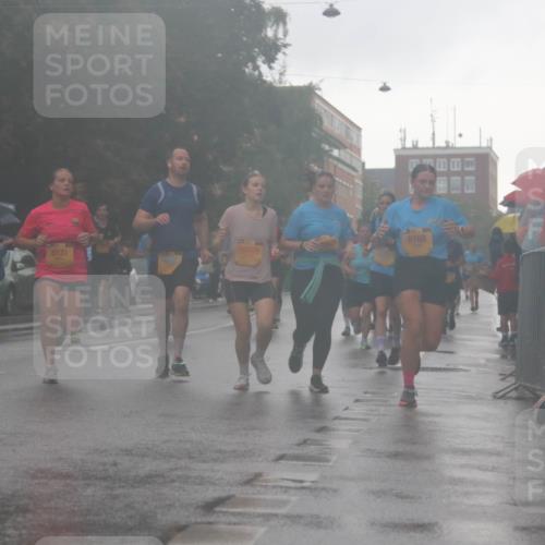13.09.2026 - Kiel Lauf Markus Tischler http://msf.ph/oto/10317762 13.09.2026 10:48:31 Fleethörn 10028, 8131, 8768, 3929 meine-sportfotos.de