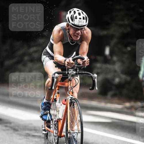 13.09.2026 - Stadtparktriathlon H.Heesch http://msf.ph/oto/10317773 13.09.2026 11:53:37 Radfahren 819, 834, 849, 907, 917 meine-sportfotos.de