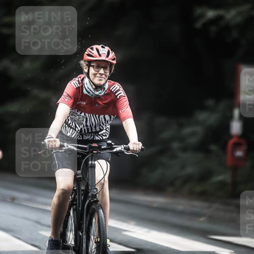 13.09.2026 - Stadtparktriathlon H.Heesch http://msf.ph/oto/10317777 13.09.2026 13:01:35 Radfahren 1224, 1254, 1293, 1308, 1326, 1382 meine-sportfotos.de
