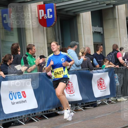 13.09.2026 - 21. swb-Marathon Bremen Strokosch-Dieckow http://msf.ph/oto/10317794 13.09.2026 10:57:47 Ziel 10078, 10249, 10494, 10530, 10543, 10559, 10565, 10604, 10673, 10750, 10798, 10826, 10828, 10903, 10914, 10931, 10932, 11120, 11131, 11136, 11295, 11332, 11388, 11420, 11752, 11824, 11863, 11884, 11952, 12017, 12386, 12387, 12441, 12482, 12551, 10177, 10394, 10460, 10707, 10728, 11106, 11153, 11245, 11365, 11480, 11532, 11568, 11734, 11856, 11965, 11966, 12037, 12111, 12222, 12228, 12231, 12264, 12372, 12427 meine-sportfotos.de