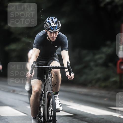 13.09.2026 - Stadtparktriathlon H.Heesch http://msf.ph/oto/10317795 13.09.2026 13:01:37 Radfahren 1224, 1254, 1293, 1308, 1326, 1382 meine-sportfotos.de