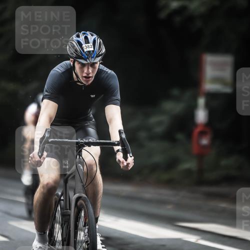 13.09.2026 - Stadtparktriathlon H.Heesch http://msf.ph/oto/10317800 13.09.2026 13:01:37 Radfahren 1224, 1254, 1293, 1308, 1326, 1382 meine-sportfotos.de