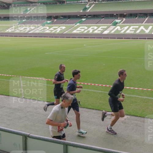 13.09.2026 - 21. swb-Marathon Bremen Michael Burmester http://msf.ph/oto/10317803 13.09.2026 12:53:07 Laufen im Stadion 102, 107, 145, 235, 313, 376, 472, 541, 560, 615, 616, 675, 683, 696, 734, 740, 755, 792, 863, 982, 985, 987, 1033, 1043, 1056, 1207, 1232, 1252, 1297, 1433, 1445, 1468, 1492, 1528, 1542, 1646, 1664, 1704, 1707, 1814, 1955, 2007, 2008, 2043, 2055, 2203, 2280, 2350, 2362, 2401, 2422, 2454, 2480, 2498, 2623, 2767, 2820, 2847, 2858, 2997, 3085, 3149, 3236, 3336, 3362, 3413, 3448, 3566, 3830, 3899, 3988, 4283, 4429, 4475, 4573, 4605, 5152, 5379 meine-sportfotos.de