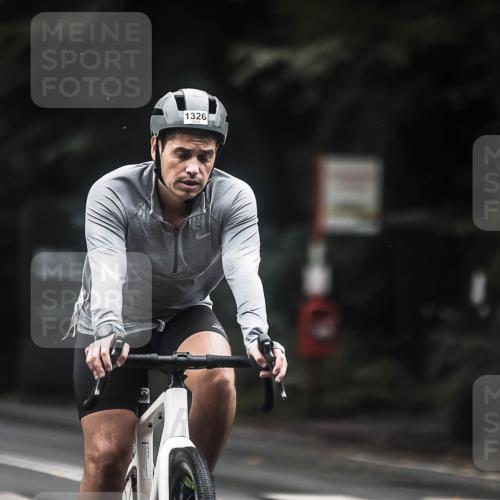 13.09.2026 - Stadtparktriathlon H.Heesch http://msf.ph/oto/10317833 13.09.2026 13:01:38 Radfahren 1224, 1254, 1293, 1308, 1326, 1382 meine-sportfotos.de