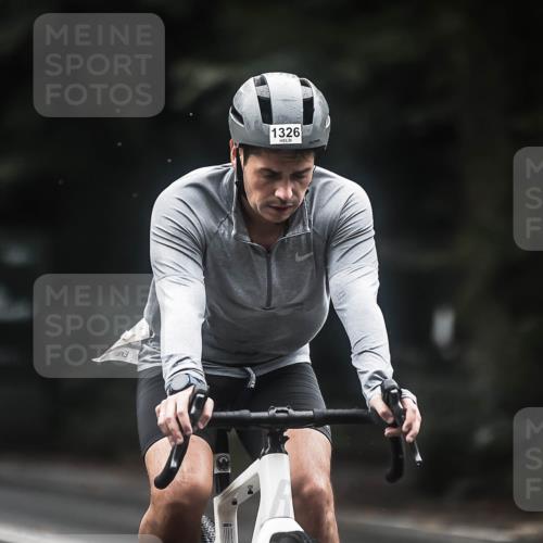 13.09.2026 - Stadtparktriathlon H.Heesch http://msf.ph/oto/10317845 13.09.2026 13:01:39 Radfahren 1224, 1293, 1308, 1326, 1382 meine-sportfotos.de