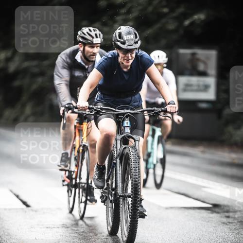 13.09.2026 - Stadtparktriathlon H.Heesch http://msf.ph/oto/10317886 13.09.2026 11:53:46 Radfahren 799, 817, 828, 838, 870, 874, 880, 907, 939 meine-sportfotos.de