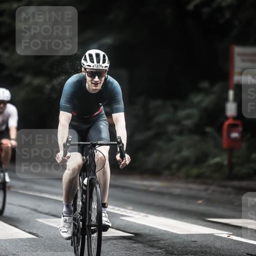 13.09.2026 - Stadtparktriathlon H.Heesch http://msf.ph/oto/10317898 13.09.2026 13:01:55 Radfahren 1189, 1232, 1248, 1280, 1299, 1329, 1355, 1376, 1393 meine-sportfotos.de
