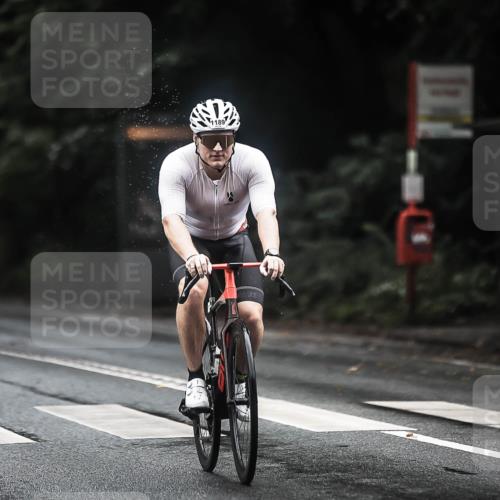 13.09.2026 - Stadtparktriathlon H.Heesch http://msf.ph/oto/10317924 13.09.2026 13:01:56 Radfahren 1189, 1232, 1248, 1287, 1299, 1329, 1355, 1376, 1393 meine-sportfotos.de