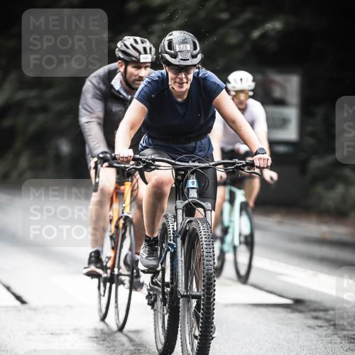 13.09.2026 - Stadtparktriathlon H.Heesch http://msf.ph/oto/10317927 13.09.2026 11:53:46 Radfahren 799, 817, 828, 838, 870, 874, 880, 907, 939 meine-sportfotos.de