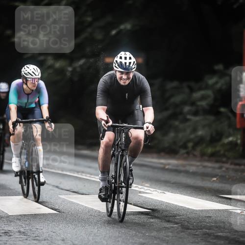13.09.2026 - Stadtparktriathlon H.Heesch http://msf.ph/oto/10317977 13.09.2026 13:01:57 Radfahren 1189, 1232, 1248, 1255, 1287, 1299, 1329, 1355, 1376, 1393 meine-sportfotos.de