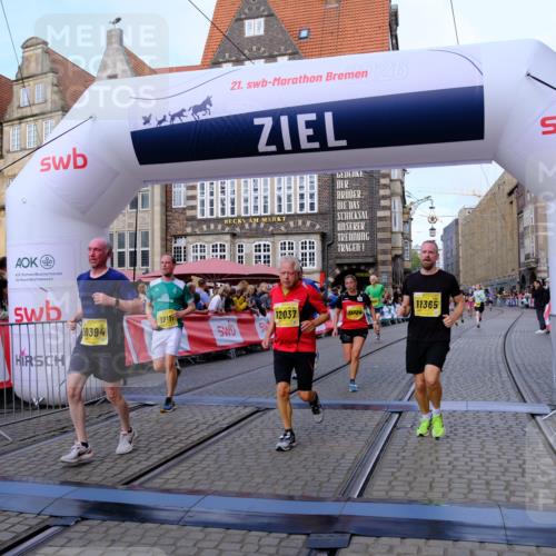 13.09.2026 - 21. swb-Marathon Bremen Tim E. http://msf.ph/oto/10317995 13.09.2026 10:57:44 Ziel 10177, 10226, 10300, 10394, 10517, 10518, 10687, 11106, 11365, 11480, 11498, 11609, 11734, 11965, 11966, 12037, 12111, 12263, 12372, 12400, 12411 meine-sportfotos.de