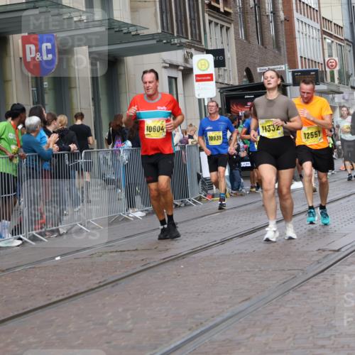 13.09.2026 - 21. swb-Marathon Bremen Strokosch-Dieckow http://msf.ph/oto/10318008 13.09.2026 10:57:51 Ziel 10249, 10494, 10530, 10543, 10559, 10604, 10673, 10750, 10798, 10826, 10828, 10903, 10914, 10931, 10932, 11120, 11131, 11136, 11202, 11295, 11332, 11388, 11420, 11752, 11863, 11884, 11906, 11952, 12017, 12092, 12386, 12387, 12441, 12482, 12551, 10078, 10177, 10460, 10565, 10707, 10728, 11106, 11153, 11245, 11480, 11532, 11568, 11824, 11856, 11965, 11966, 12222, 12228, 12231, 12264, 12427, 12551 meine-sportfotos.de
