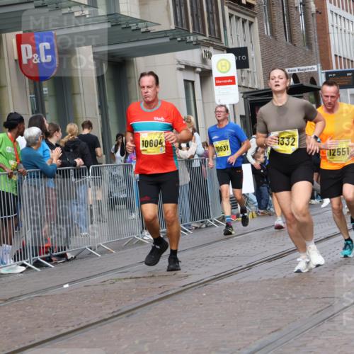 13.09.2026 - 21. swb-Marathon Bremen Strokosch-Dieckow http://msf.ph/oto/10318029 13.09.2026 10:57:52 Ziel 10249, 10494, 10530, 10543, 10559, 10604, 10673, 10750, 10798, 10826, 10828, 10903, 10914, 10931, 10932, 11120, 11131, 11136, 11202, 11295, 11332, 11388, 11403, 11420, 11750, 11752, 11863, 11884, 11906, 11952, 12017, 12092, 12386, 12387, 12441, 12482, 10078, 10460, 10559, 10565, 10707, 10728, 11106, 11136, 11153, 11245, 11532, 11568, 11824, 11856, 11965, 11966, 12222, 12228, 12231, 12264, 12427, 12551 meine-sportfotos.de