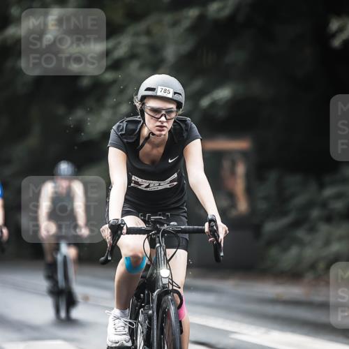 13.09.2026 - Stadtparktriathlon H.Heesch http://msf.ph/oto/10318055 13.09.2026 11:53:59 Radfahren 762, 785, 835, 871, 945 meine-sportfotos.de