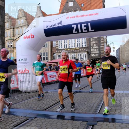 13.09.2026 - 21. swb-Marathon Bremen Tim E. http://msf.ph/oto/10318057 13.09.2026 10:57:44 Ziel 10177, 10226, 10300, 10394, 10517, 10518, 10687, 11106, 11365, 11480, 11498, 11609, 11734, 11965, 11966, 12037, 12111, 12263, 12372, 12400, 12411 meine-sportfotos.de