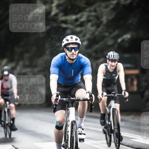 13.09.2026 - Stadtparktriathlon H.Heesch http://msf.ph/oto/10318093 13.09.2026 11:54:01 Radfahren 762, 785, 835, 871, 945 meine-sportfotos.de