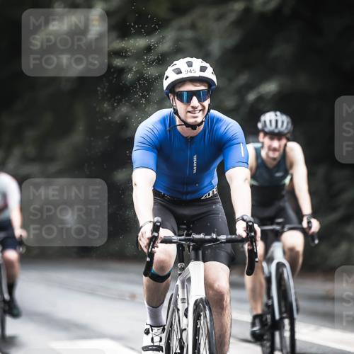 13.09.2026 - Stadtparktriathlon H.Heesch http://msf.ph/oto/10318106 13.09.2026 11:54:01 Radfahren 762, 785, 835, 871, 945 meine-sportfotos.de