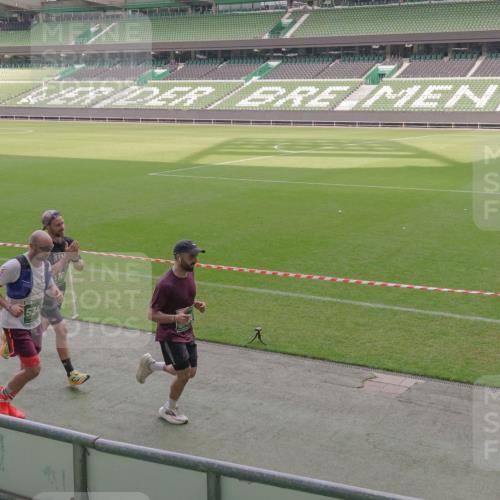 13.09.2026 - 21. swb-Marathon Bremen Michael Burmester http://msf.ph/oto/10318129 13.09.2026 12:53:27 Laufen im Stadion 102, 107, 145, 313, 376, 385, 472, 481, 541, 560, 615, 616, 675, 683, 696, 740, 755, 792, 816, 827, 982, 985, 987, 1033, 1056, 1076, 1207, 1232, 1252, 1297, 1419, 1433, 1445, 1468, 1492, 1528, 1542, 1551, 1631, 1646, 1664, 1704, 1707, 1814, 1955, 2007, 2008, 2043, 2055, 2203, 2280, 2350, 2362, 2401, 2422, 2454, 2480, 2498, 2499, 2623, 2701, 2767, 2820, 2824, 2858, 2882, 2913, 2971, 2997, 3054, 3085, 3149, 3236, 3336, 3362, 3413, 3448, 3830, 3899, 3988, 4283, 4475, 4605 meine-sportfotos.de