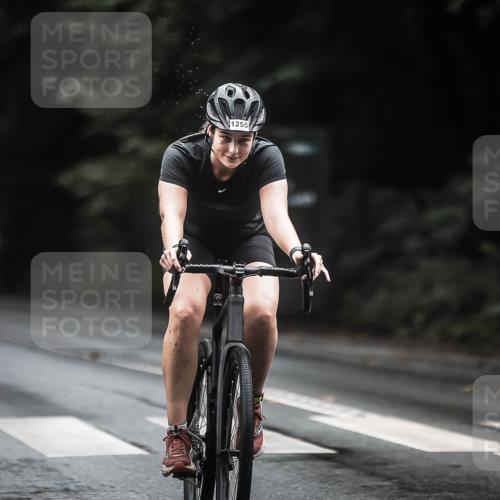 13.09.2026 - Stadtparktriathlon H.Heesch http://msf.ph/oto/10318174 13.09.2026 13:02:04 Radfahren 1217, 1232, 1248, 1255, 1287, 1329, 1355, 1373, 1393, 1411, 1425 meine-sportfotos.de