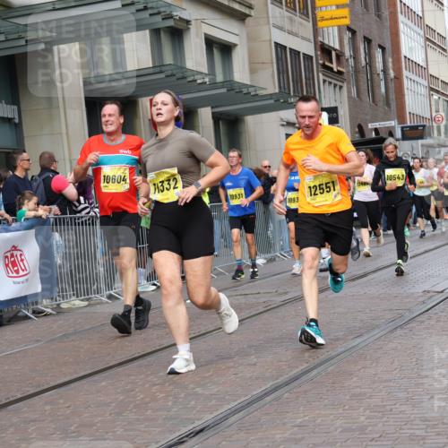 13.09.2026 - 21. swb-Marathon Bremen Strokosch-Dieckow http://msf.ph/oto/10318180 13.09.2026 10:57:54 Ziel 10249, 10494, 10530, 10543, 10604, 10673, 10750, 10798, 10826, 10828, 10903, 10914, 10931, 10932, 11120, 11131, 11202, 11295, 11388, 11403, 11420, 11686, 11750, 11752, 11863, 11884, 11906, 11952, 12017, 12092, 12386, 12387, 12441, 12482, 10078, 10460, 10559, 10565, 10707, 10728, 11136, 11153, 11245, 11332, 11532, 11568, 11824, 11856, 11863, 12222, 12228, 12231, 12264, 12427, 12551 meine-sportfotos.de