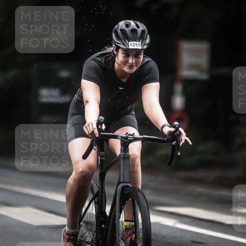 13.09.2026 - Stadtparktriathlon H.Heesch http://msf.ph/oto/10318193 13.09.2026 13:02:04 Radfahren 1217, 1232, 1248, 1255, 1287, 1329, 1355, 1373, 1393, 1411, 1425 meine-sportfotos.de