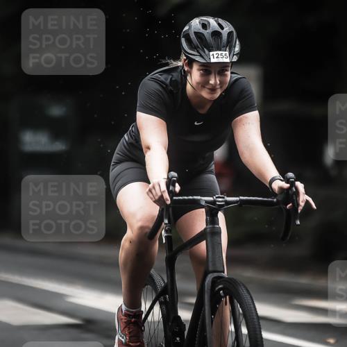 13.09.2026 - Stadtparktriathlon H.Heesch http://msf.ph/oto/10318198 13.09.2026 13:02:04 Radfahren 1217, 1232, 1248, 1255, 1287, 1329, 1355, 1373, 1393, 1411, 1425 meine-sportfotos.de