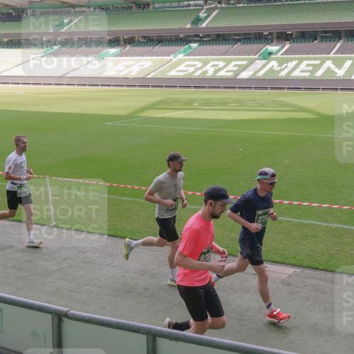 13.09.2026 - 21. swb-Marathon Bremen Michael Burmester http://msf.ph/oto/10318227 13.09.2026 12:53:33 Laufen im Stadion 102, 107, 145, 189, 313, 376, 385, 472, 481, 541, 560, 615, 616, 666, 675, 683, 696, 740, 755, 792, 816, 827, 982, 985, 987, 1033, 1056, 1076, 1207, 1232, 1252, 1297, 1419, 1433, 1445, 1468, 1528, 1542, 1551, 1631, 1646, 1658, 1664, 1704, 1707, 1814, 2007, 2043, 2055, 2203, 2280, 2350, 2362, 2401, 2422, 2454, 2480, 2498, 2499, 2623, 2701, 2767, 2820, 2824, 2858, 2882, 2913, 2962, 2971, 2997, 3054, 3085, 3149, 3236, 3336, 3362, 3413, 3448, 3830, 3988, 4283, 4475, 4605 meine-sportfotos.de