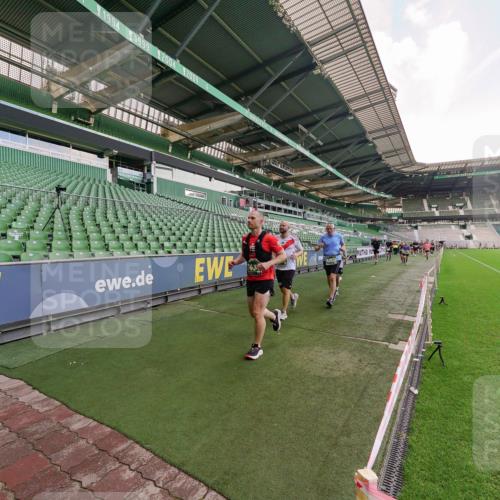 13.09.2026 - 21. swb-Marathon Bremen Michael Burmester http://msf.ph/oto/10318269 13.09.2026 13:16:16 Laufen im Stadion 134, 143, 153, 231, 263, 266, 267, 271, 300, 414, 449, 598, 612, 653, 990, 1047, 1185, 1312, 1465, 1539, 1825, 1874, 1987, 2013, 2218, 2235, 2259, 2351, 2359, 2363, 2381, 2385, 2386, 2466, 2468, 2484, 2562, 2579, 2664, 2667, 2678, 2690, 2691, 2698, 2737, 2760, 2778, 2783, 2797, 2799, 2821, 2846, 2859, 2861, 2874, 2958, 2974, 2996, 3001, 3075, 3133, 3157, 3165, 3185, 3213, 3237, 3265, 3331, 3355, 3366, 3382, 3387, 3486, 3501, 3506, 3512, 3670, 3829, 4306 meine-sportfotos.de